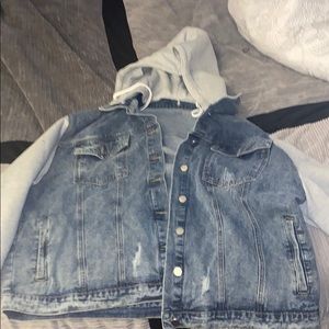 Hooded Denim jacket